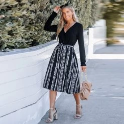 Women's Geo Print Belted Midi Dress - Cupshe -Cupshe GUEST 4ff62f4e f261 4dd9 b2ea f1ecbd9a176e