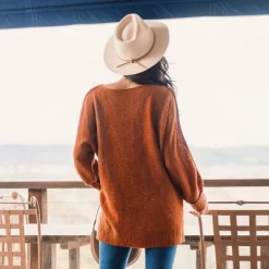 Women's Neutral Split Hem Relaxed Sweater - Cupshe -Cupshe GUEST fee36eb6 f4a8 42ac 8402 6d6e80bc2df2